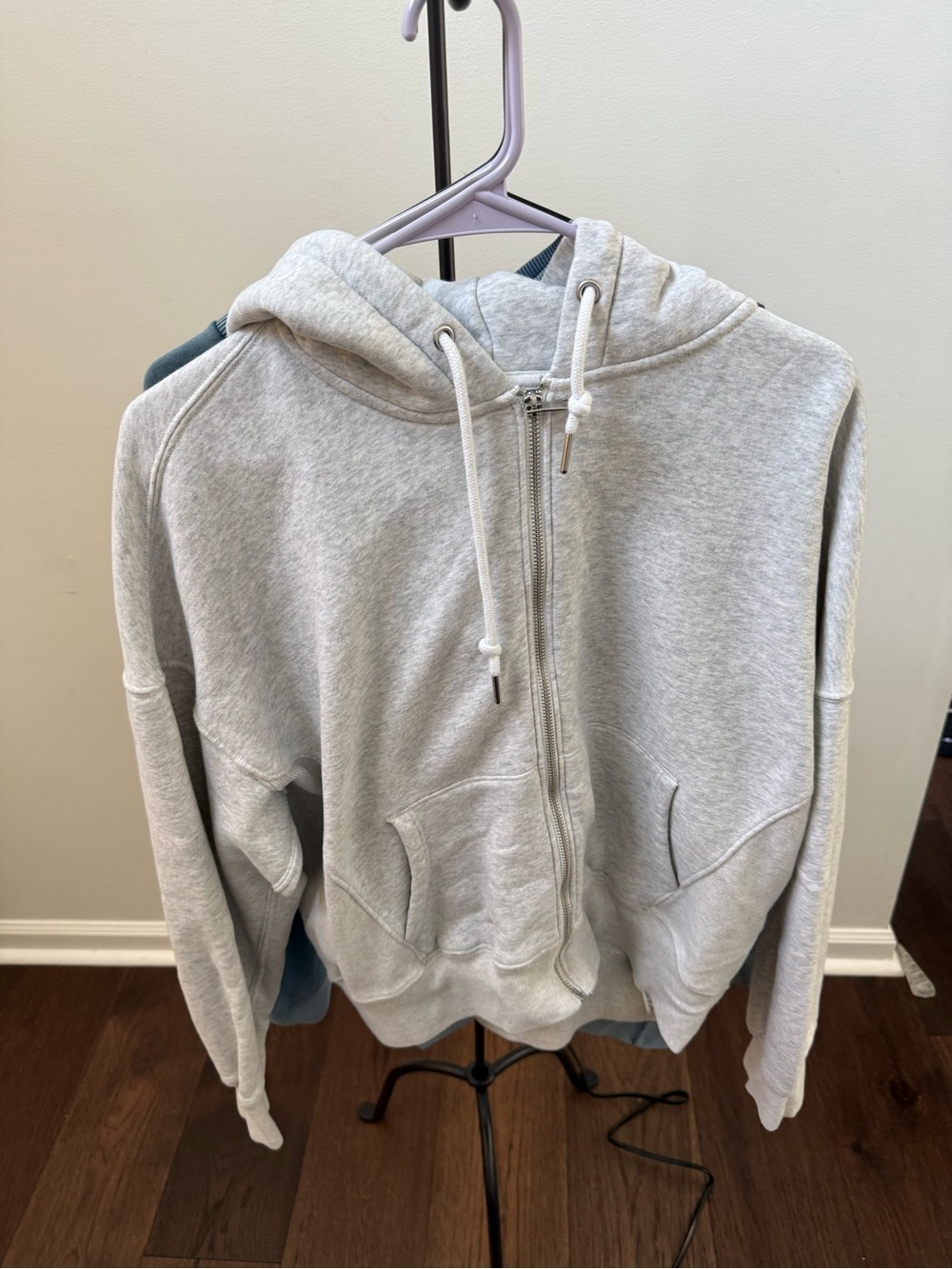 listing-status-banner